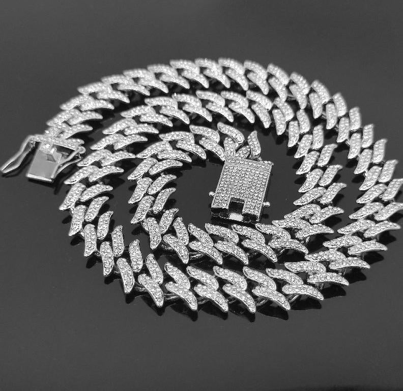 Cuban Link Spiky Thorn Dog Chain
