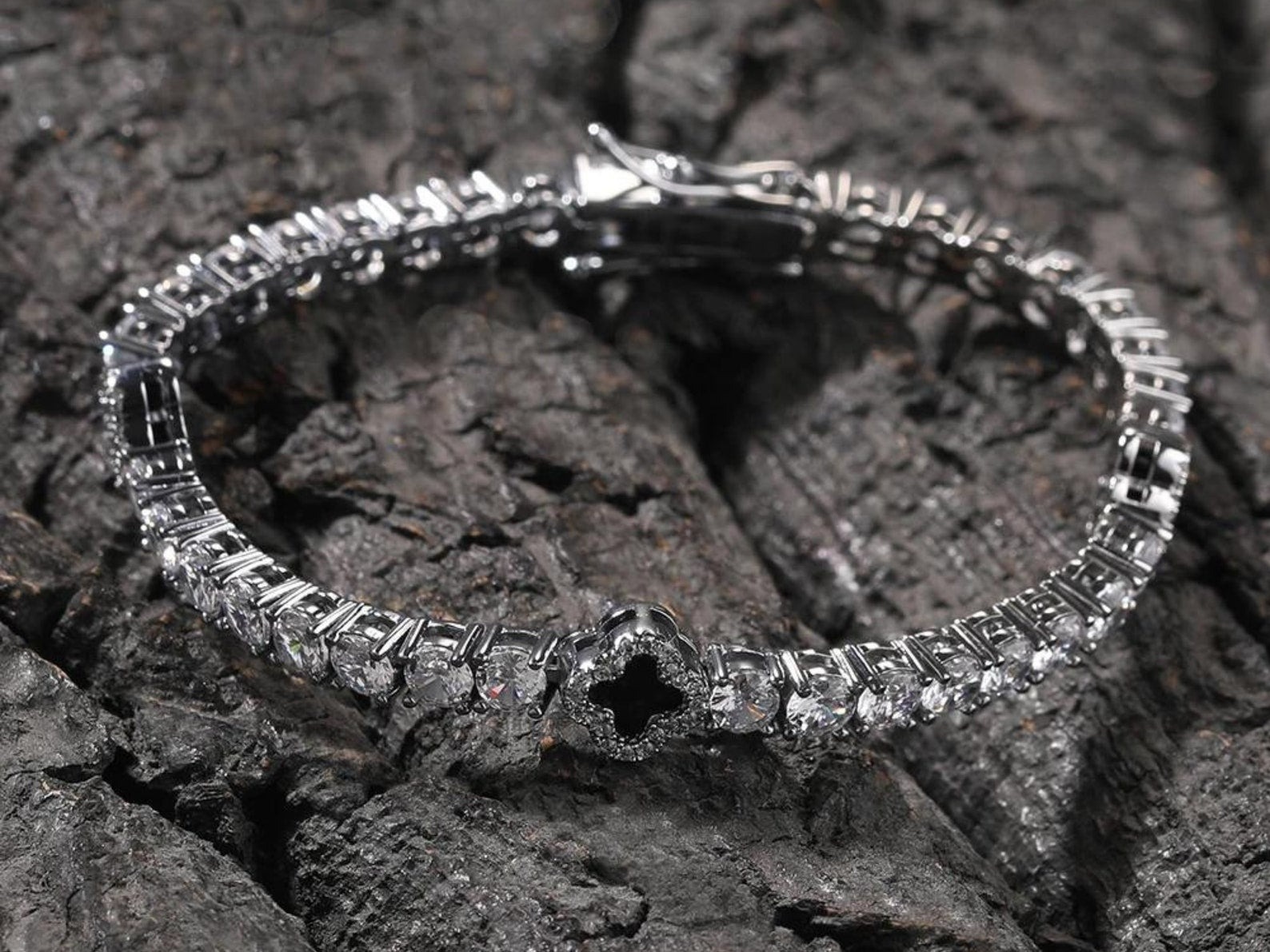 VVS Jewelry 4 Leaf Clover Diamond Tennis Chain and Bracelet Bundle