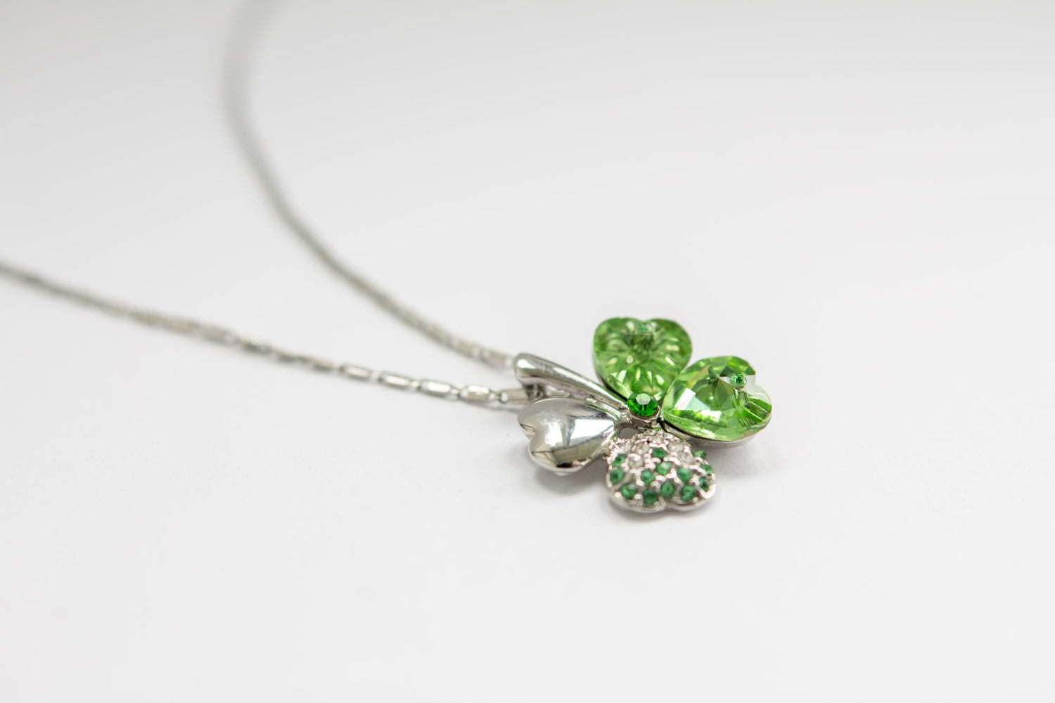 clover necklace