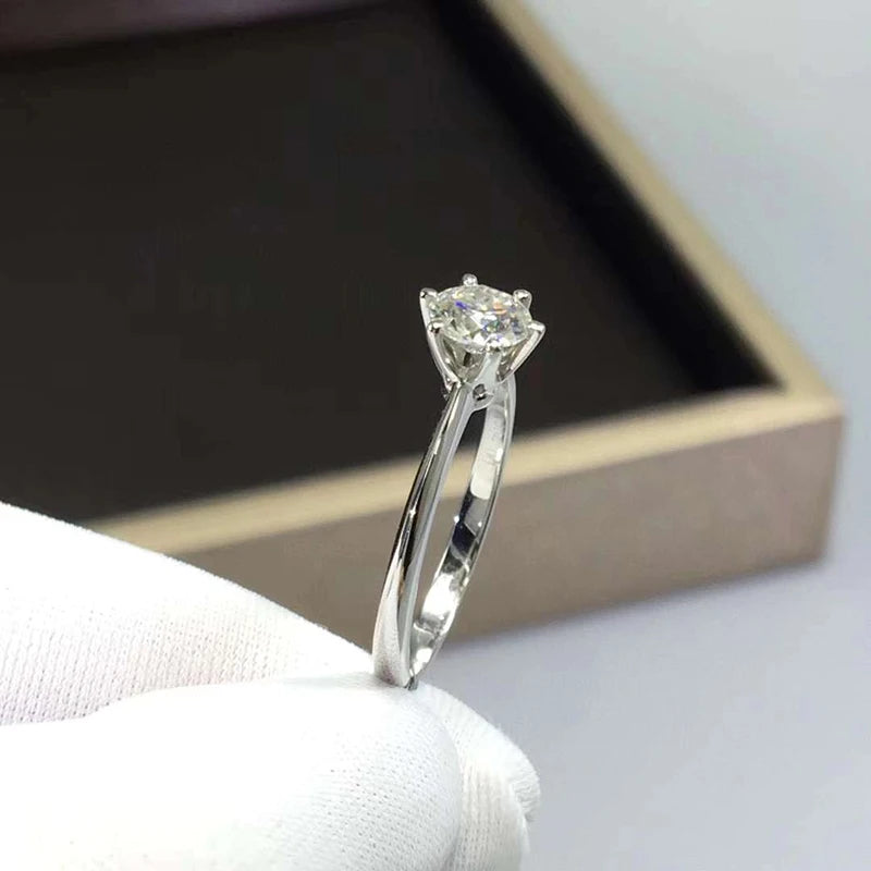 925 Sterling Silver Luxury Cubic Zirconia Ring