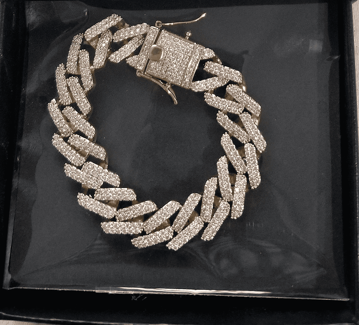 VVS Jewelry hip hop jewelry VVS Jewelry 18k Gold/Silver Prong Miami Cuban Chain + FREE Cuban Bracelet (Today Only)